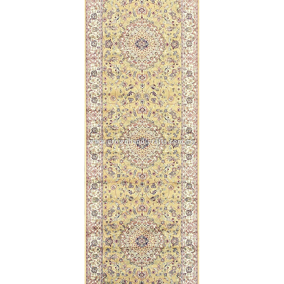 Fine Viscose Runner Carpet – Persian Motifs with a Luxurious Silk Touch for High-End Interiors | Zrabi 396