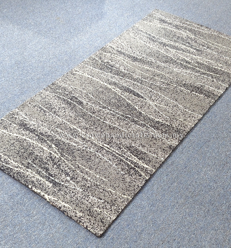 Runner rug with horizontal micro-stripes and speckled pattern in neutral gray tones