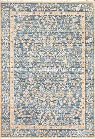 Complete Your Living Room Look: Vintage Distressed Carpets to Match Your Sofa | Distressed Mix D31