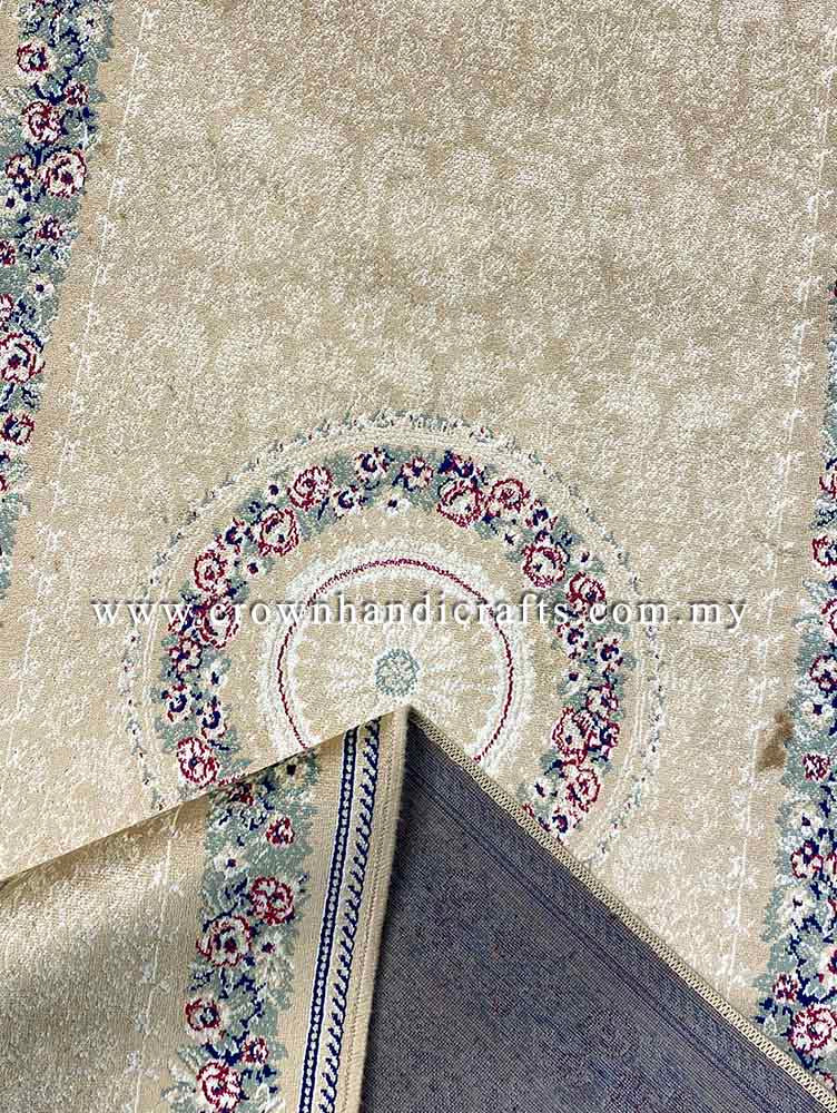 A Grand Entrance Persian-Style Runner in Liquid-Soft Viscose | Zrabi 332