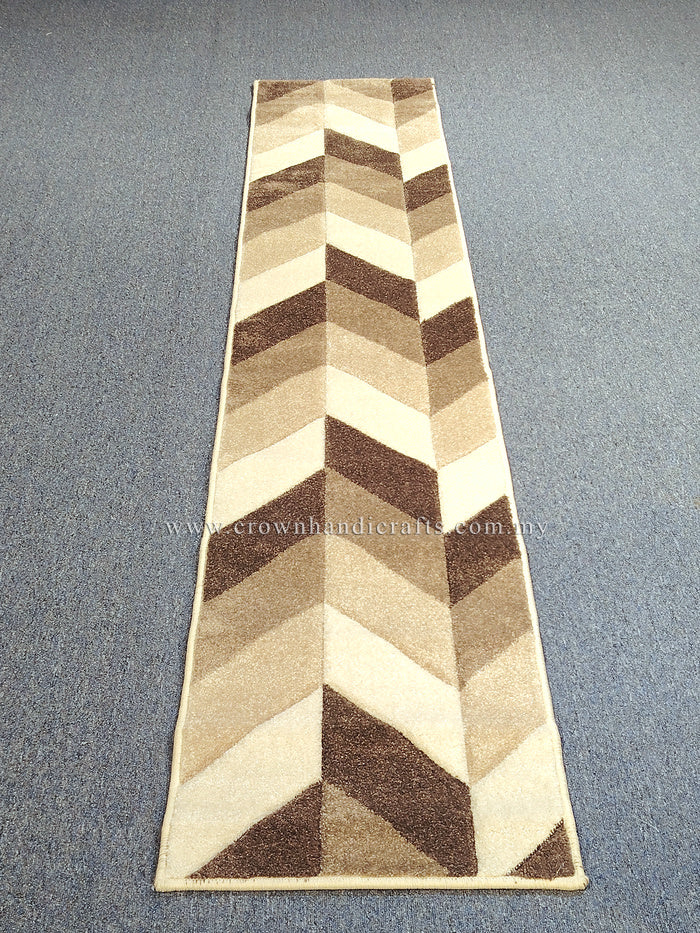 Geometric chevron runner rug, cream and bone panels with dark brown blocks.