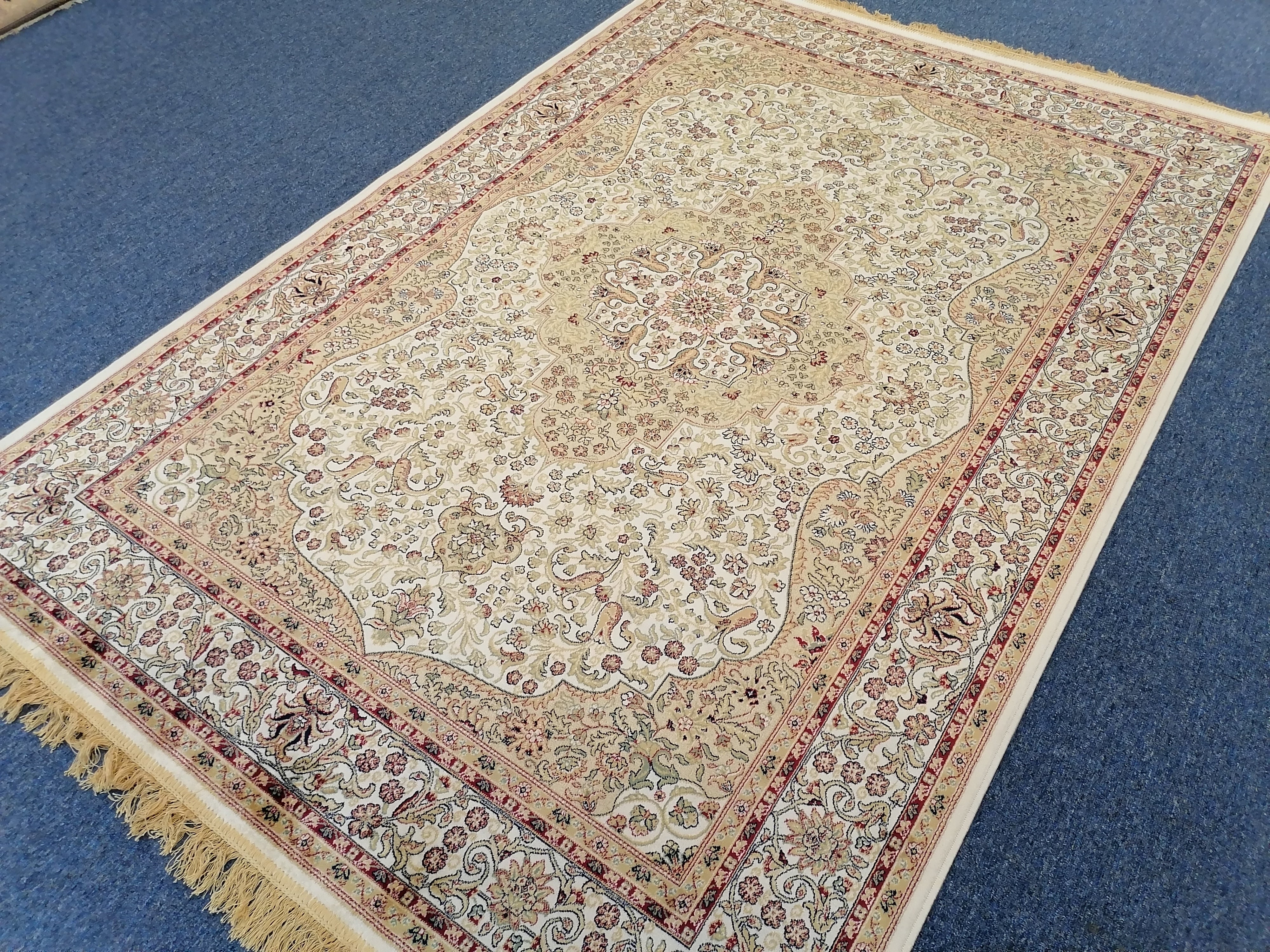 Persian Design Carpet Silk Feel Fine High Quality Viscose Living Room Carpet | Zrabi 455