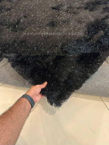 A Rug That Shines with Comfort – Modern Sparkle Shaggy Design  | Dzeel Plain Shaggy (180X250CM)