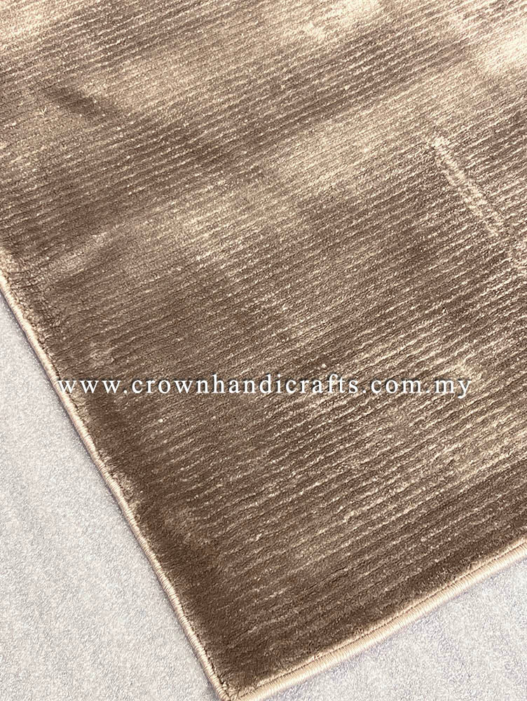 Stylish Modern Design Carpets for Comfortable Living Room and Bedroom Interiors | Brandon 25209