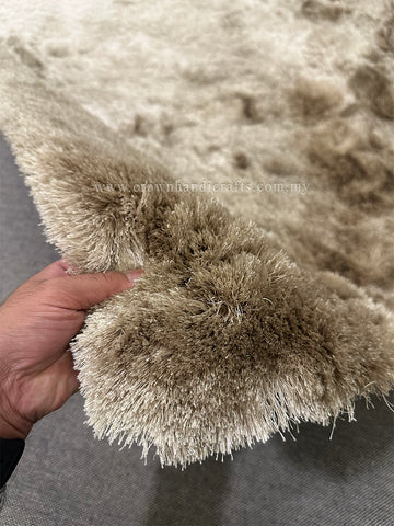 Feel the Fluff, Love the Look -Step Into Style with Long Pile Shaggy Rugs | Opera Shaggy (180X270CM)